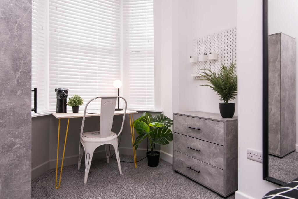 12 imperial low  res-4047.jpg