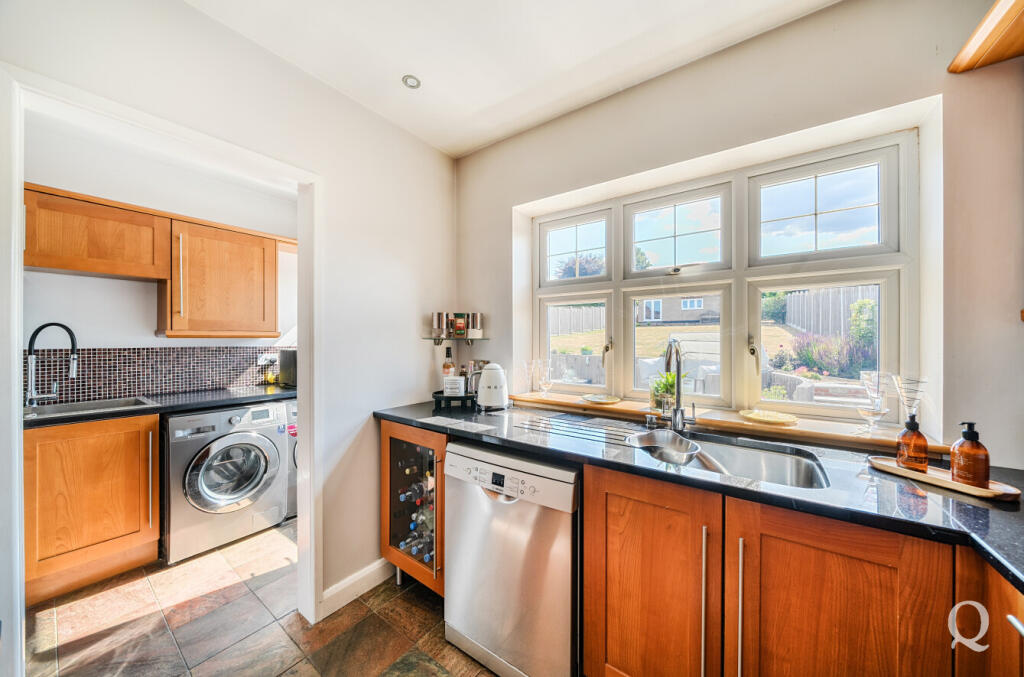 b1261ffc-43e2-420...