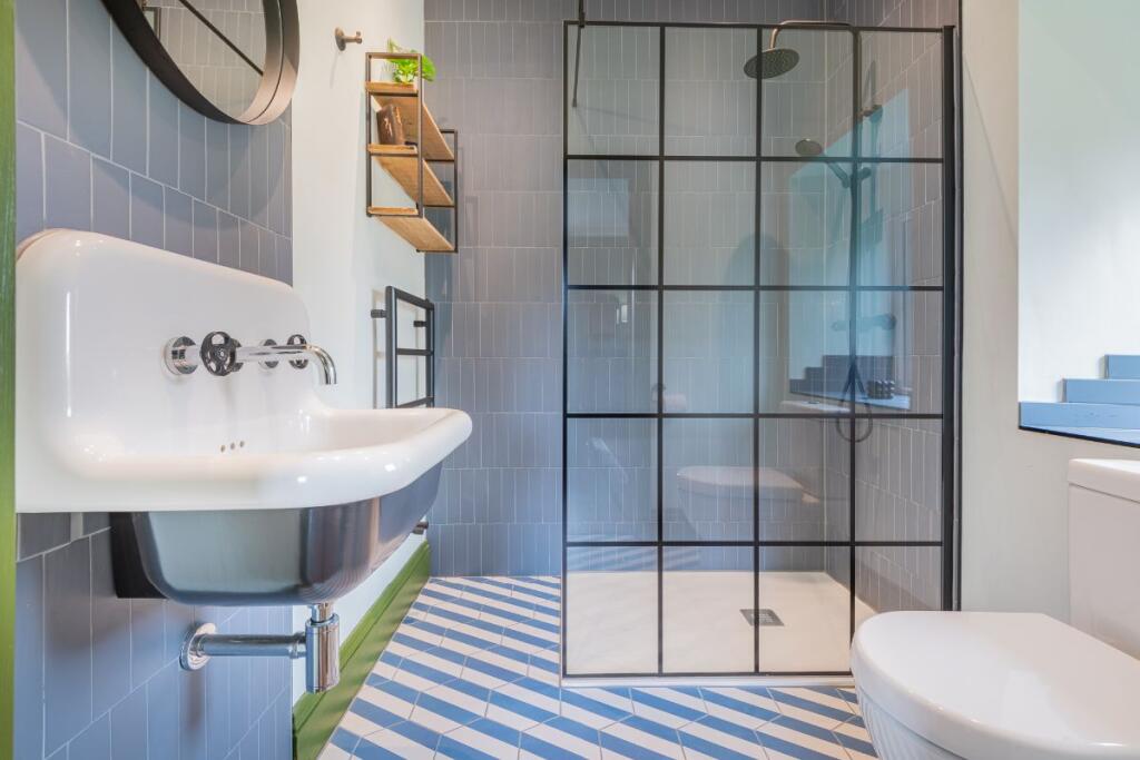 Bedroom Two Ensuite