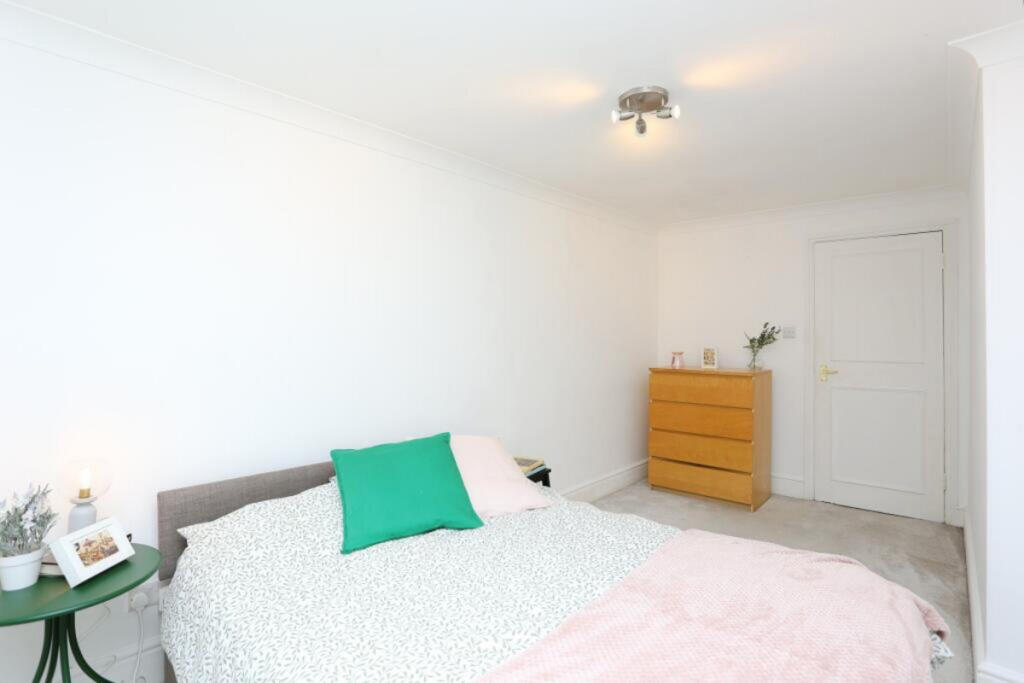 Connaught Mews, London, SE18