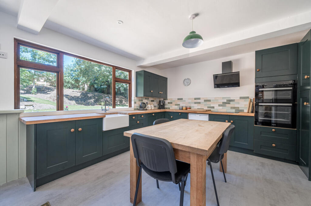 1315547-10-686d56...