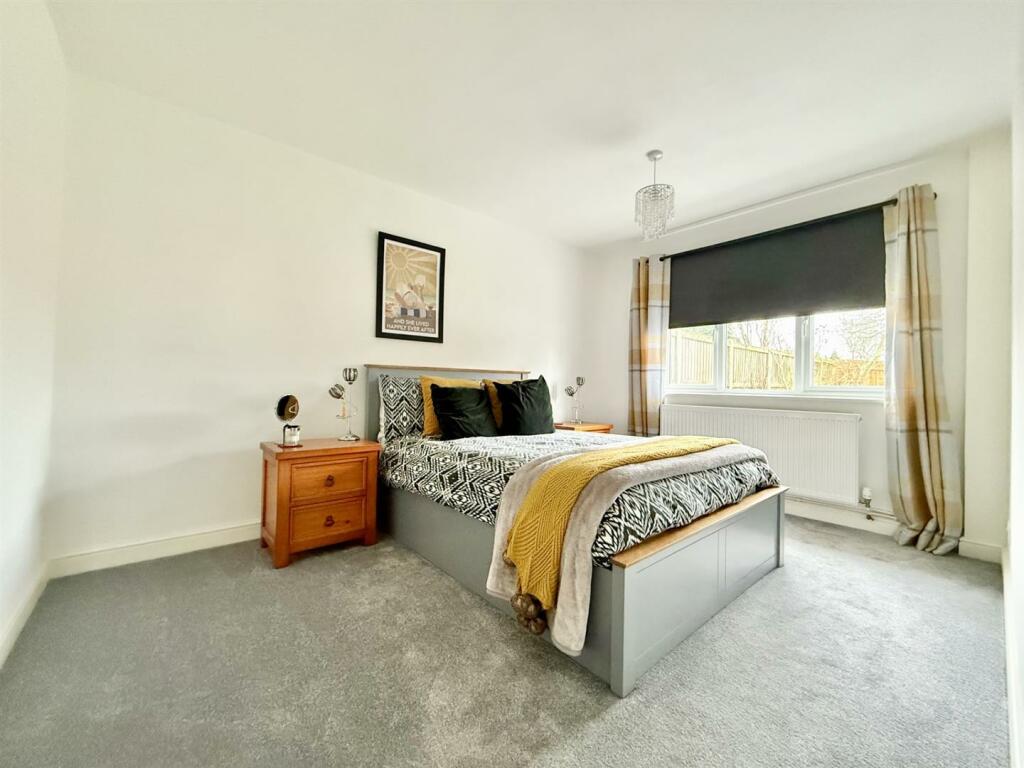 Bedroom1.jpg