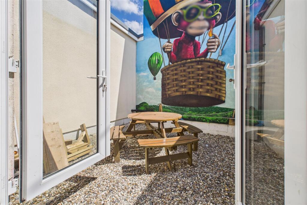 223 Filton Avenue, Horfield, Bristol BS7 0AY | Hig