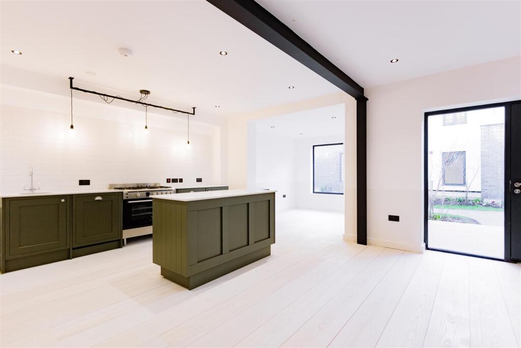 MB_number 12_fonthill mews_36.jpg