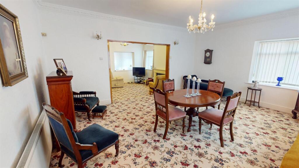 Whint Cottages Reception Room