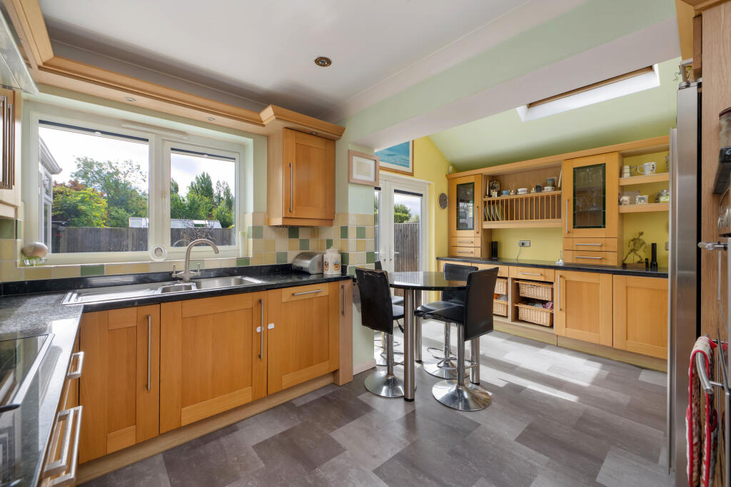 Kitchen-Breakfast Room