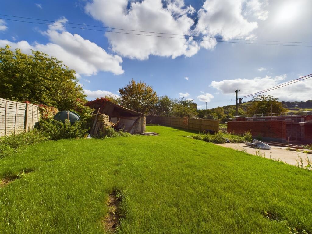 CAM01740G0-PR0279-STILL016