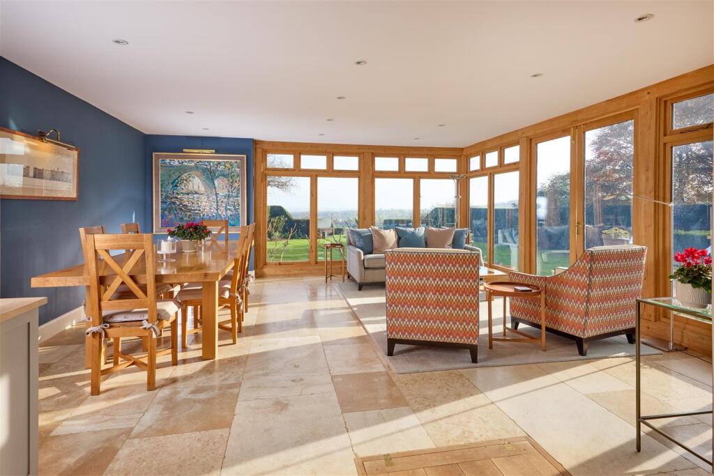 Main dining room .jpg