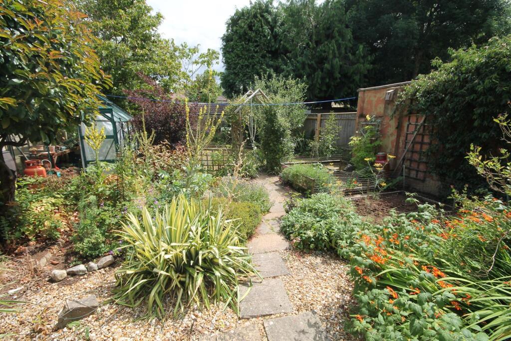 RR Garden ii.JPG