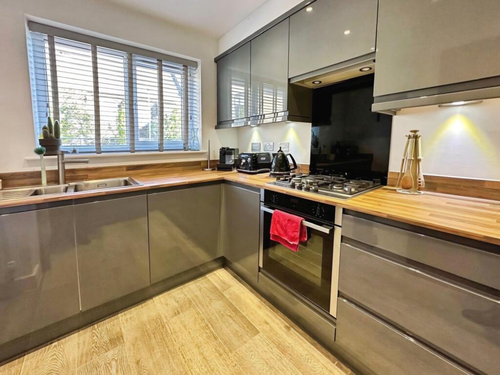 pbox-kitchen-341761.jpeg