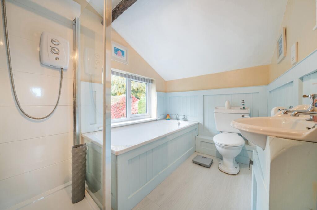 1372374-7-68ffae7ec4ce2