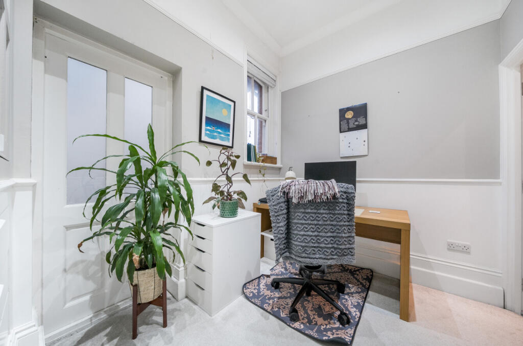 1387359-17-6937ef...