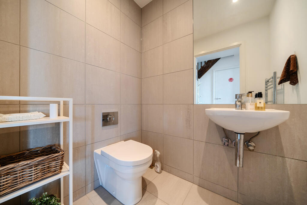 Ground Floor Wc