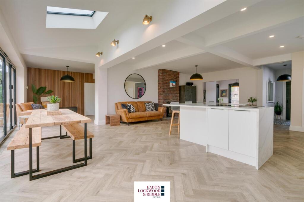 Kitchen Diner Sitting Room