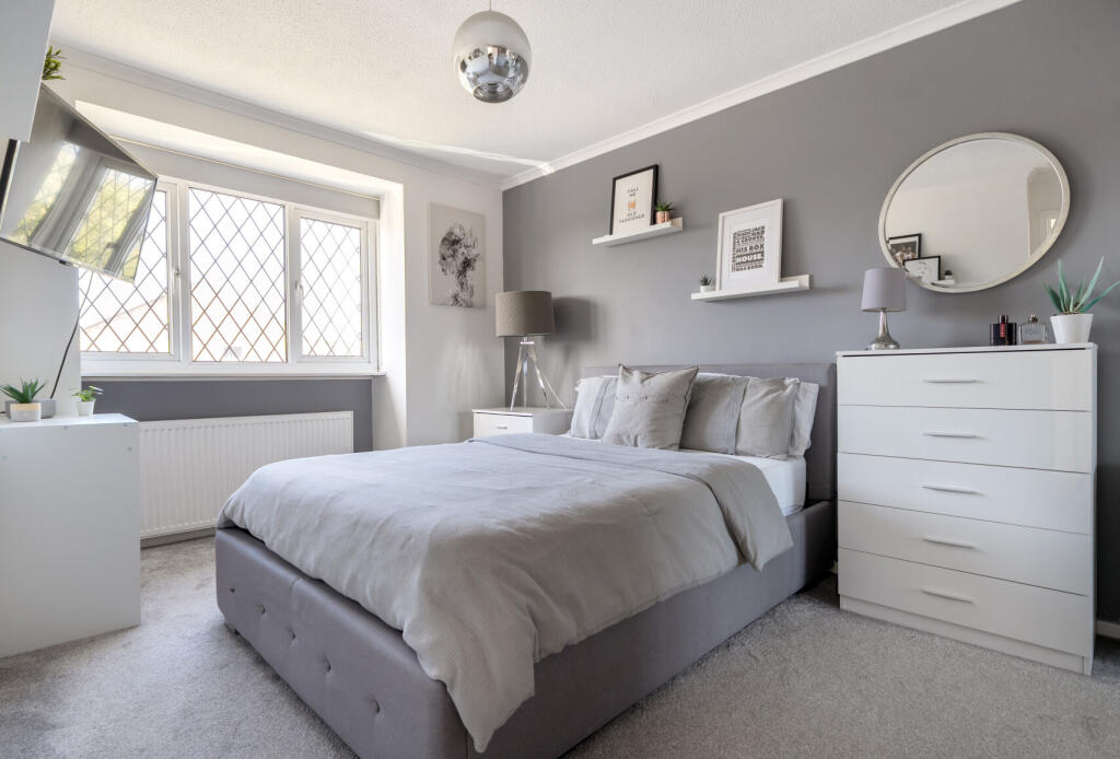 1313485-20-685999...