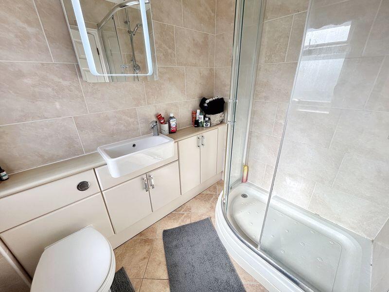 En suite shower room
