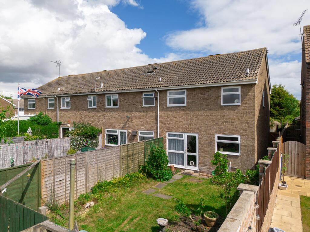 20250528141958 - DJI_0504 - 11 Recreation Close, W