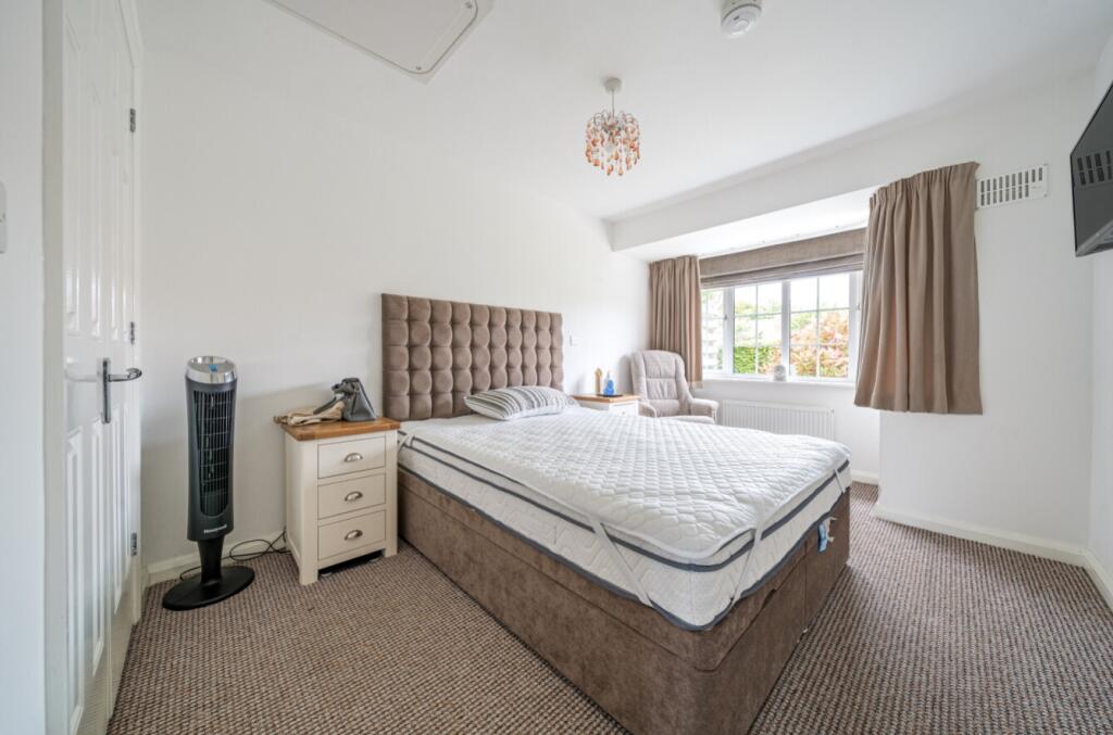 1293512-1-6825eb9286a26-ARW-1