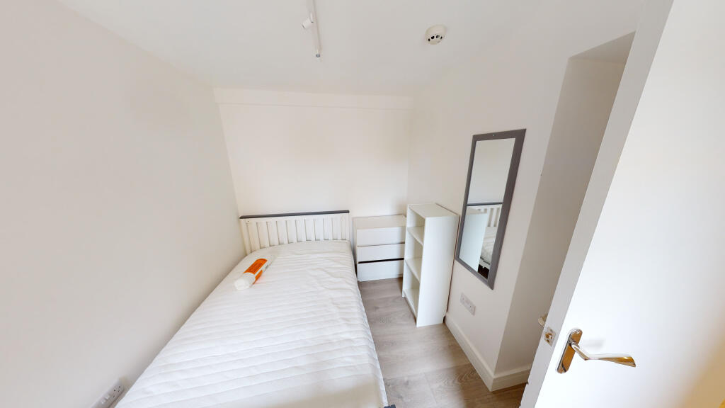 104b-Pembroke-Road-0