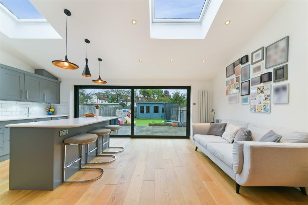 Kitchen/ Rear Extension