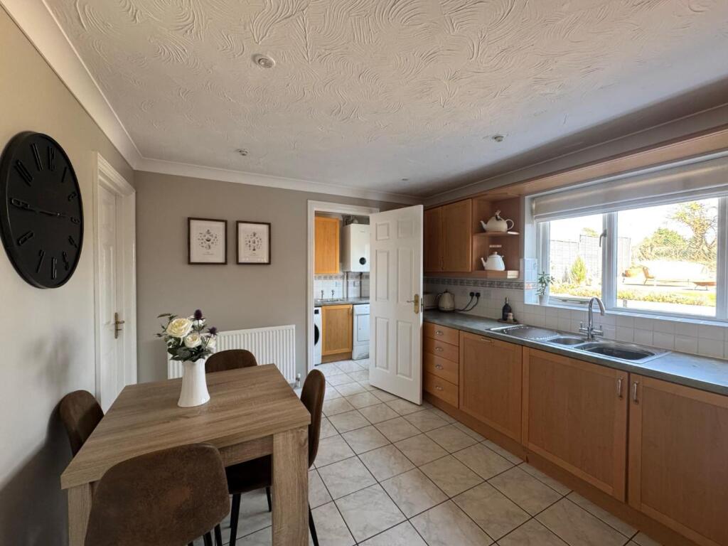 WhatsApp Image 2025-04-02 at 16.08.33_ea441885.jpg