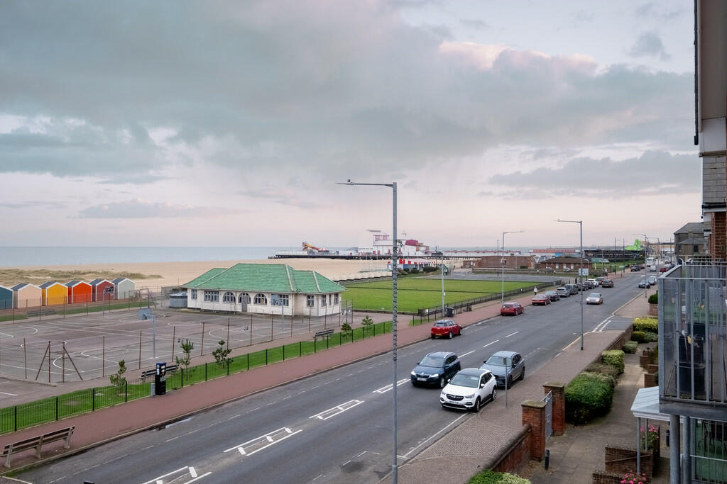 6EsplanadeCourt-2...