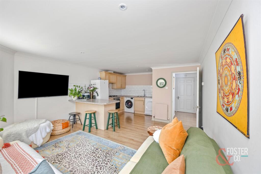 Chatsworth Square, Chiddingly House 8_002.JPG