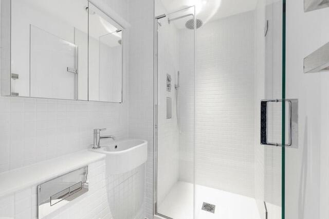 Thumbnail_5480_6192479_IMG_14_0000