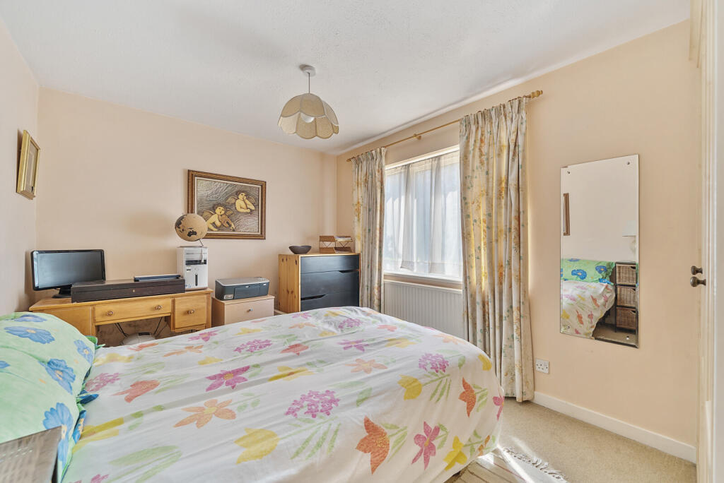 1326483-5-687a12f...