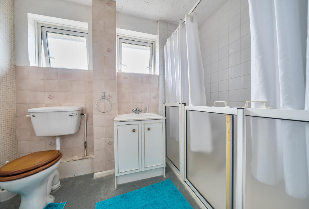 1343384-20-68a5d0...