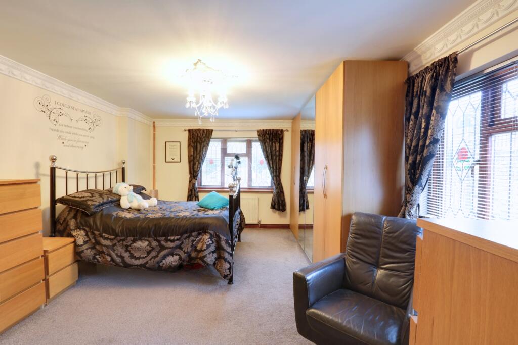 Bed 1 4