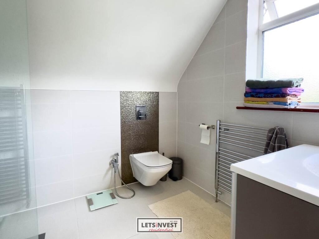 1 Hillside Road-5