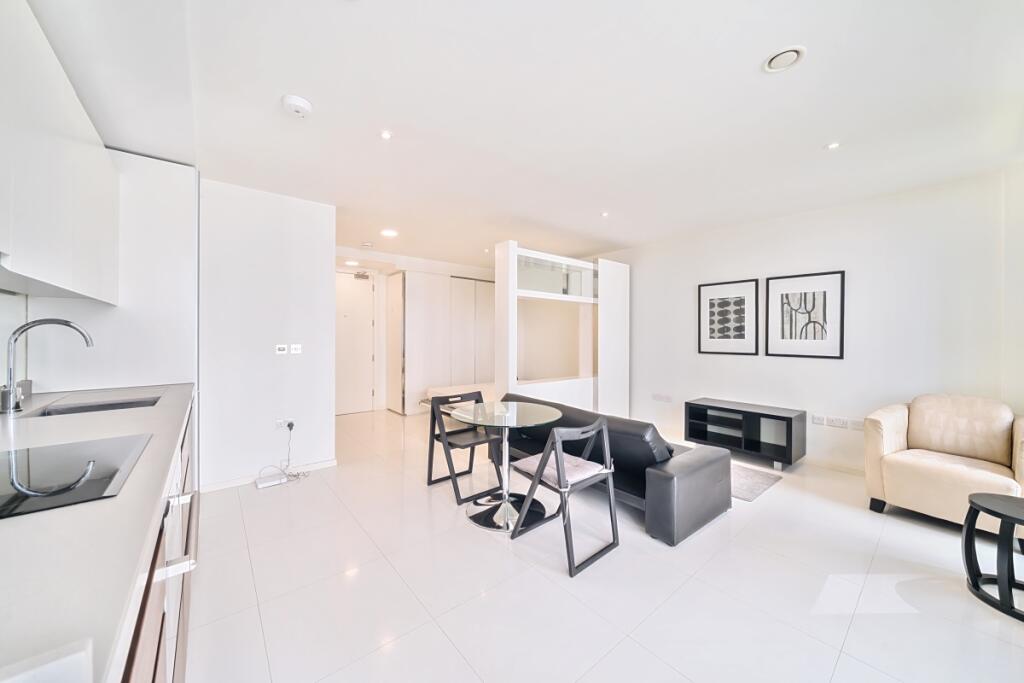 27-681a22e07498b-...