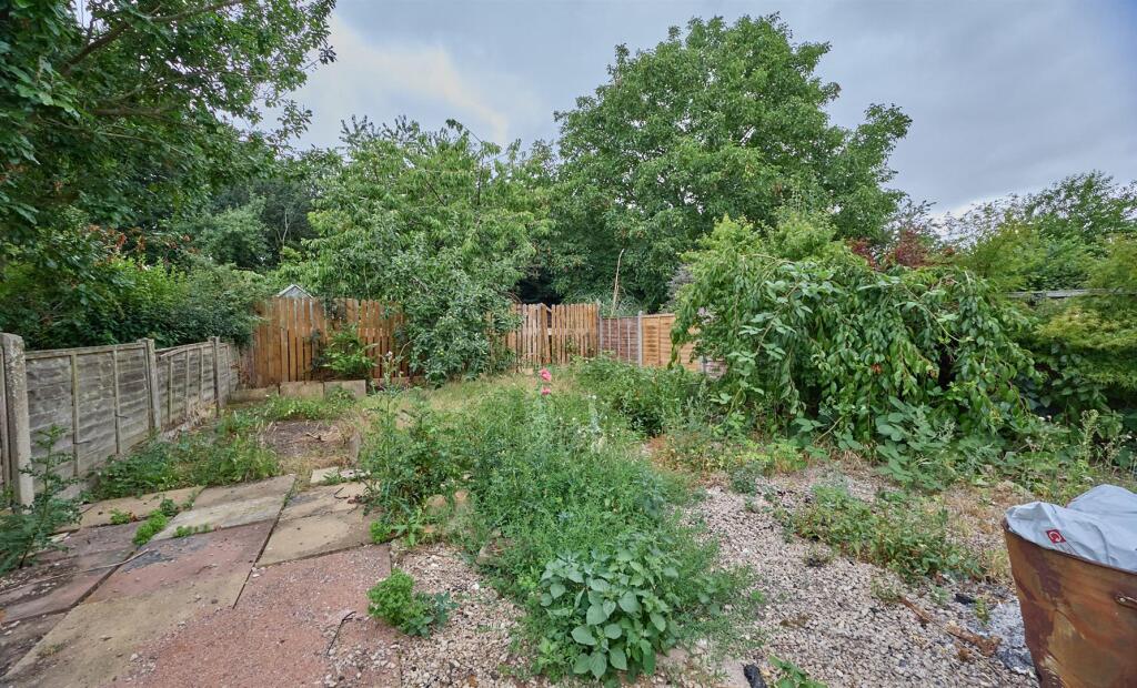 39 Mountfield Road ES 13.jpg