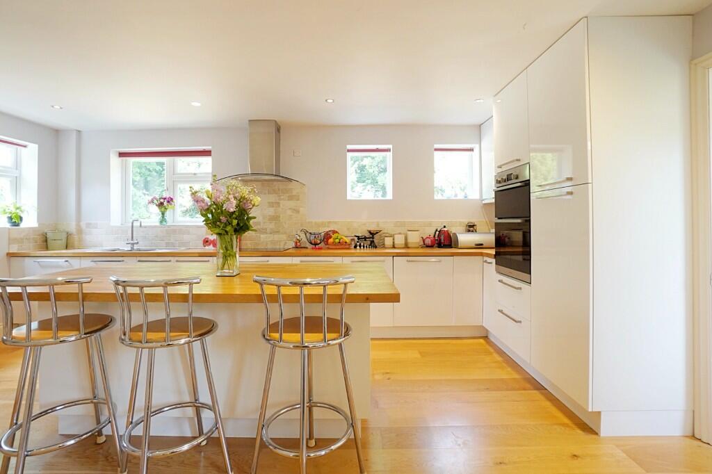 Kitchen breakfast rm