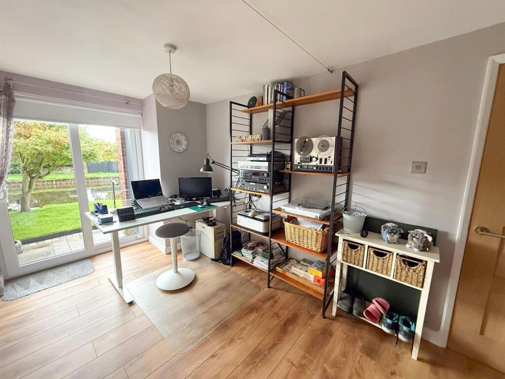 3 bed townhouse, Silsden 8