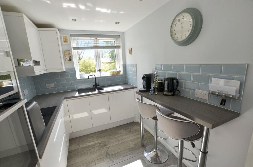 Kitchen/Breakfast Rm