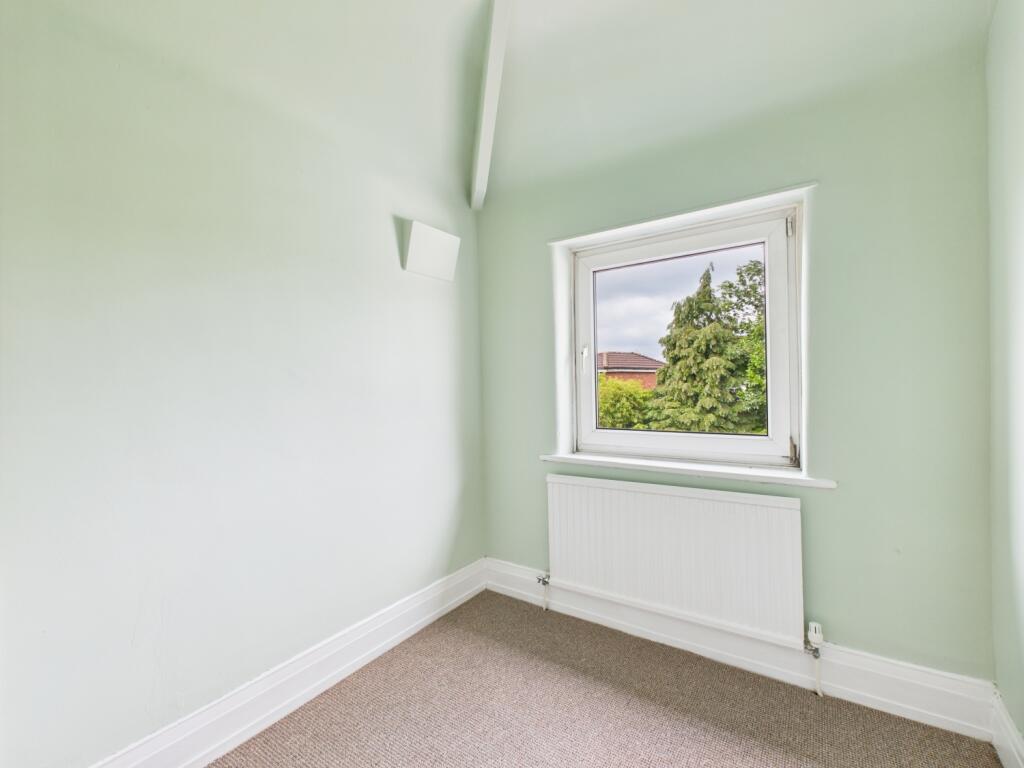 CAM03729G0-PR0069-STILL001