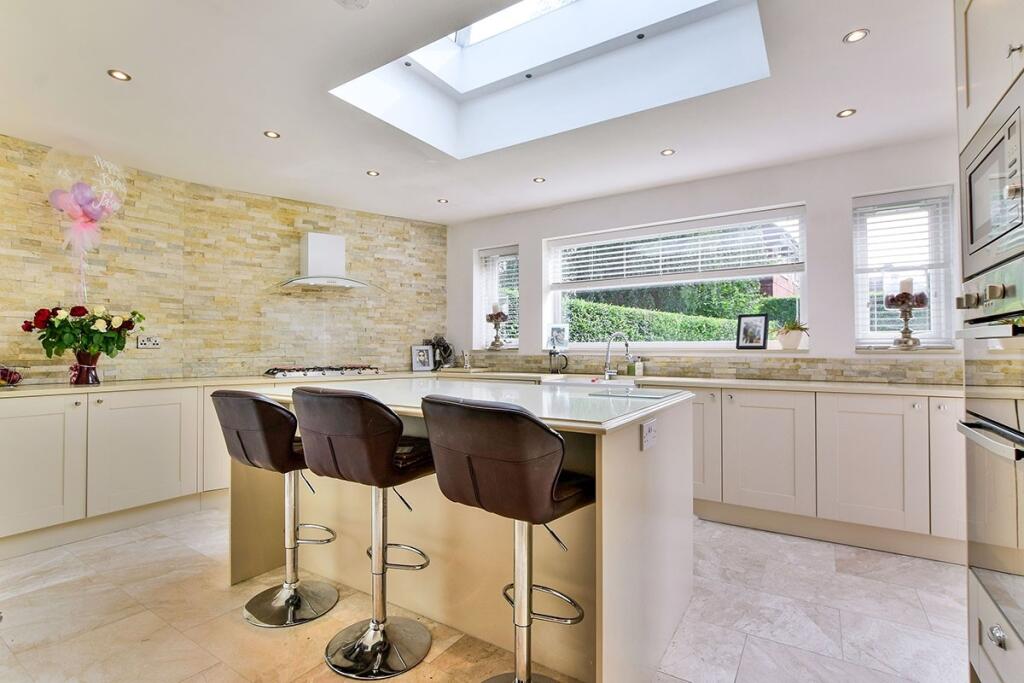 Kitchen/Breakfast Ro