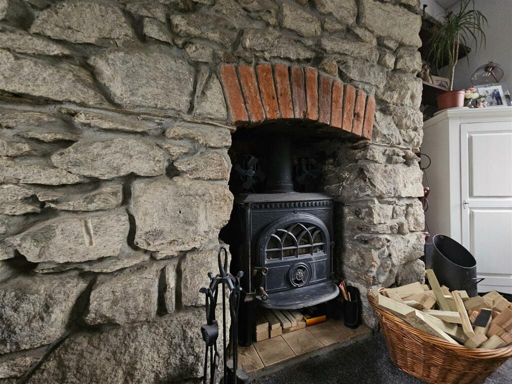 Woodburner.jpg