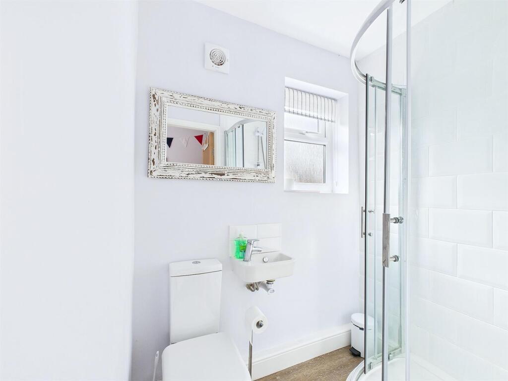 Ensuite Shower Room