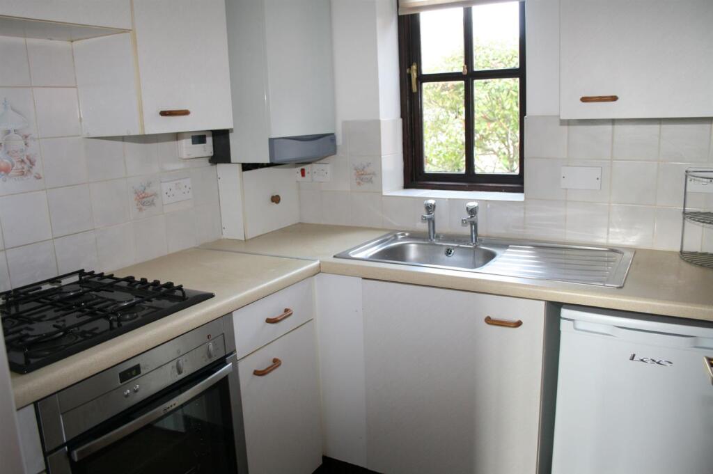 Poplars Close Kitchen.jpg