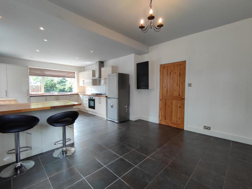 Dining Kitchen 2