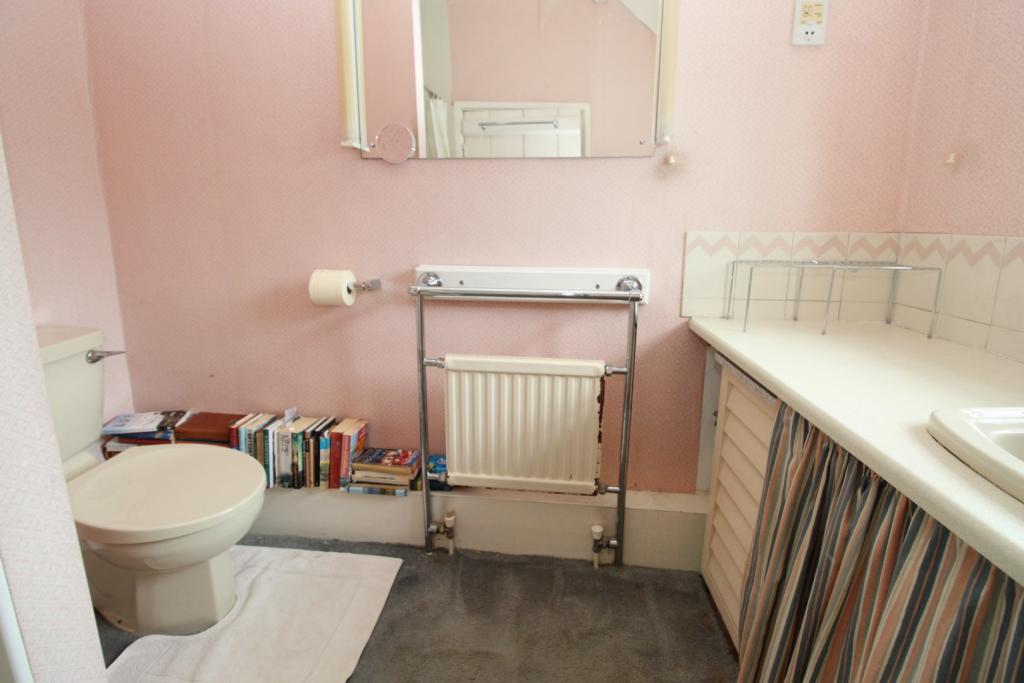 Bed 1 En Suite