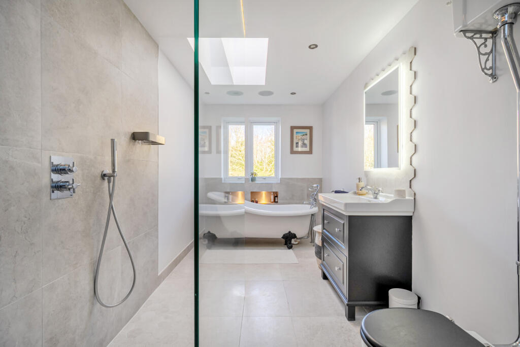 1387842-16-693acf...