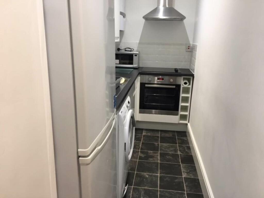 Kitchen 2