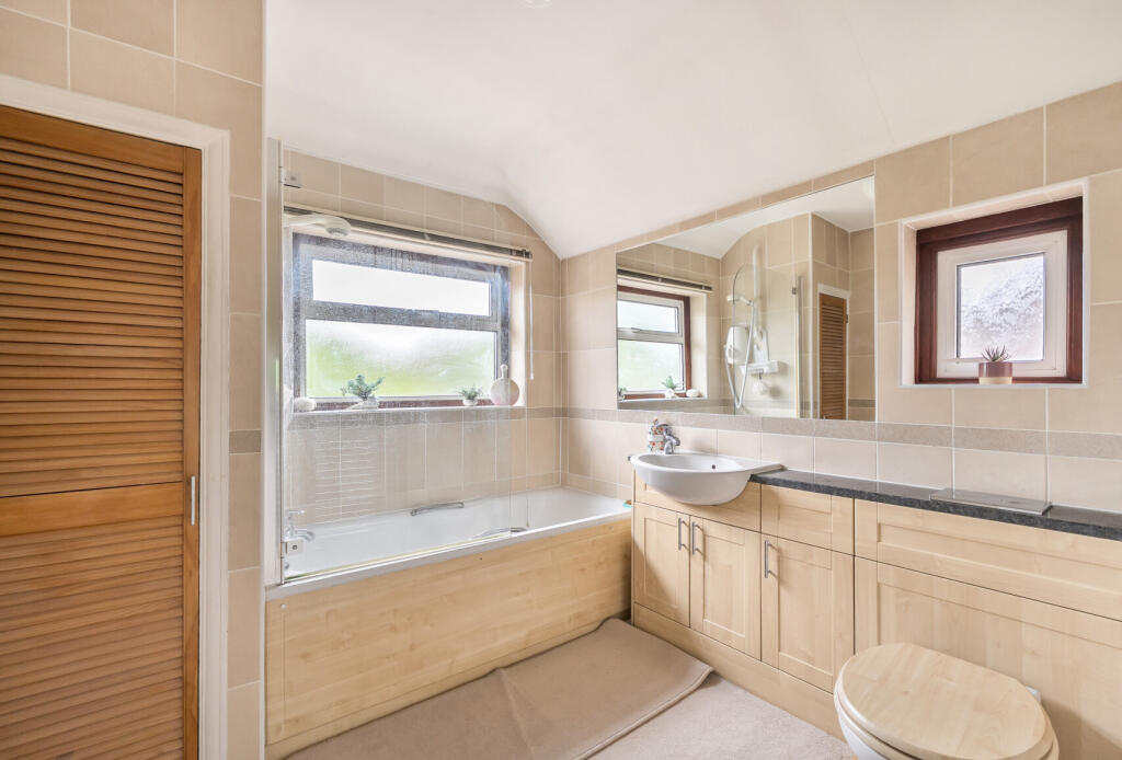 17-6819e5a372f3f-...