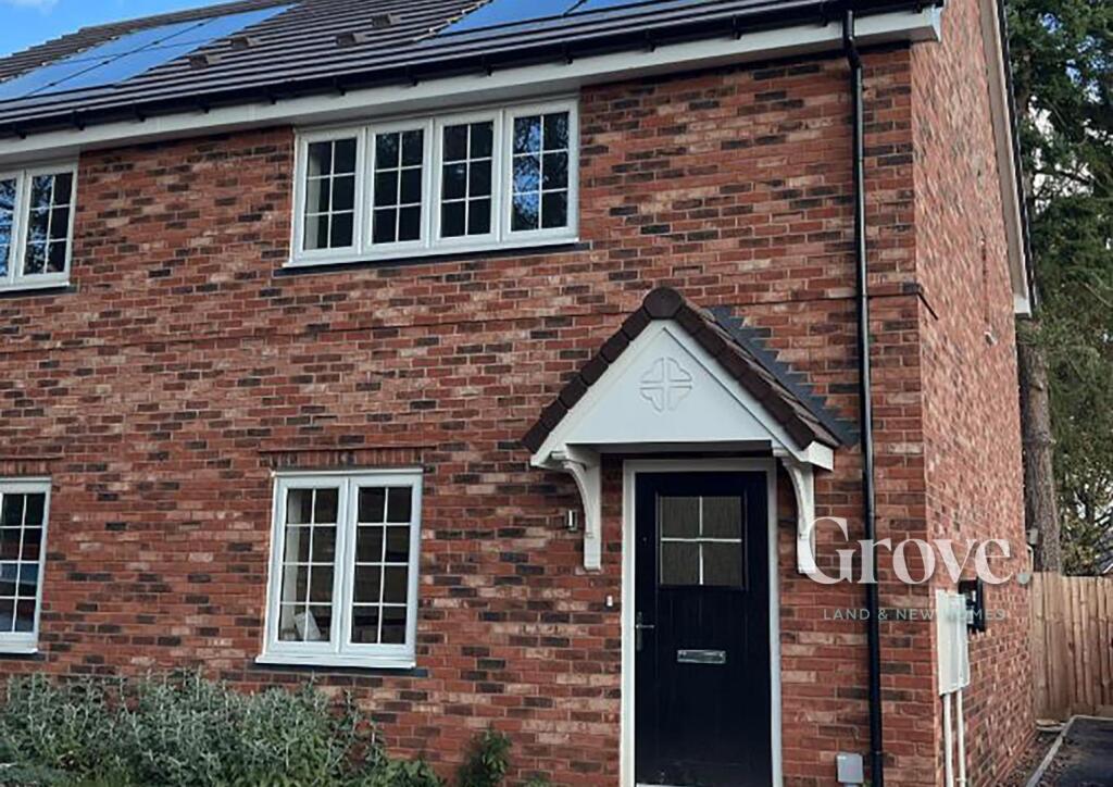 Sutton Park Grange Kidderminster 310 2.jpg