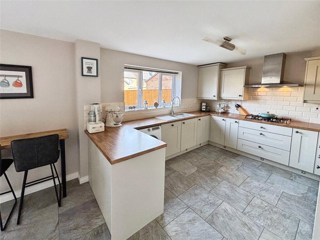 Kitchen Living Area