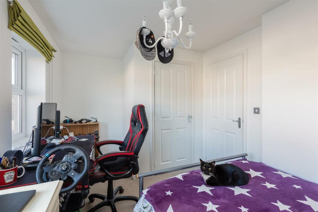 Woodlands Park 91 Bedroom 2-2.jpg